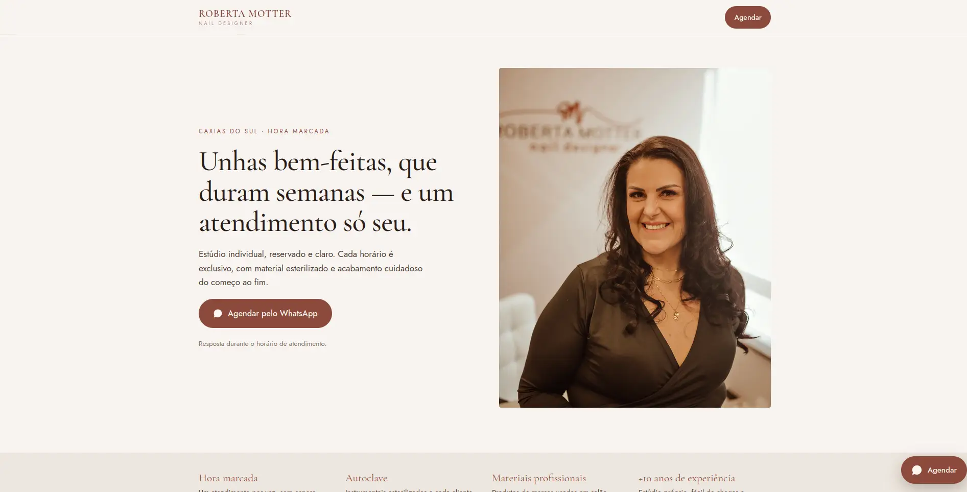 Site Roberta Nail Designer no computador